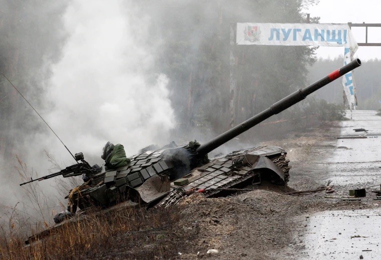Russian Tank destroyed Ukraine.