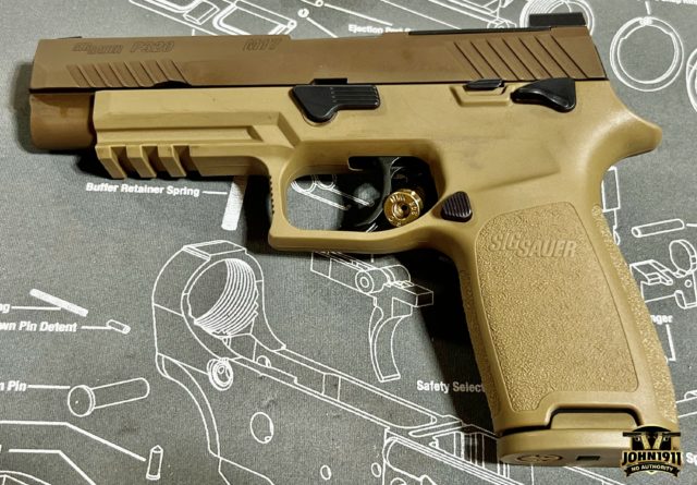 SIG Sauer M17 Pistol
