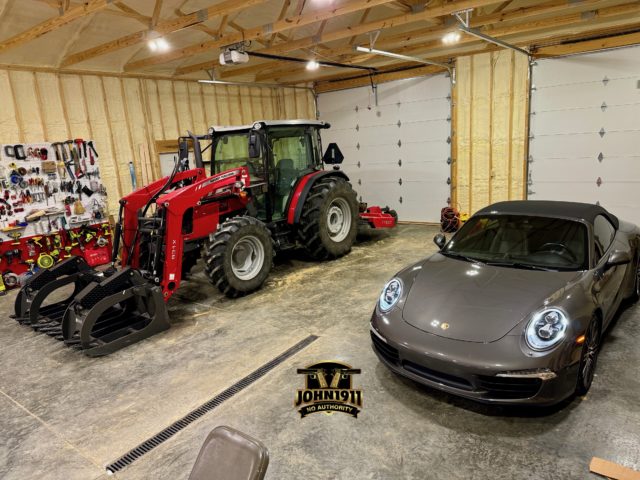 Massey Ferguson 4707, Porsche 911.1 Carrera 2S Cab & swollen nuts.