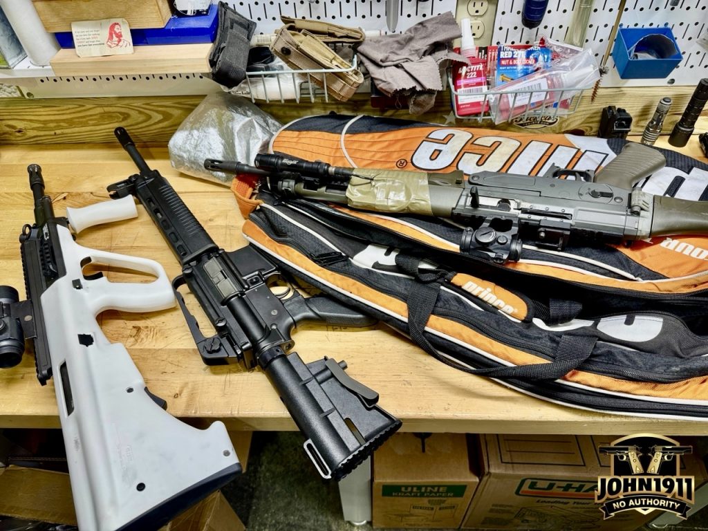 Steyr AUG appeal to non-gun people?