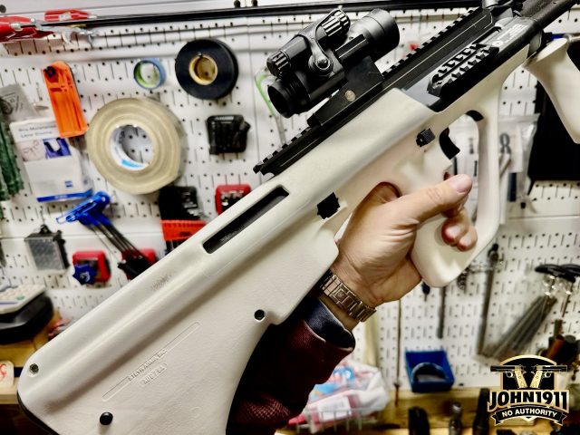 Steyr AUG appeal to non-gun people?