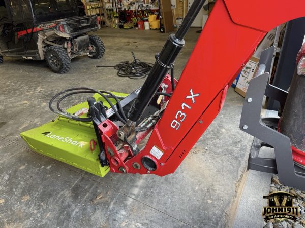 Gravel with the tractor.